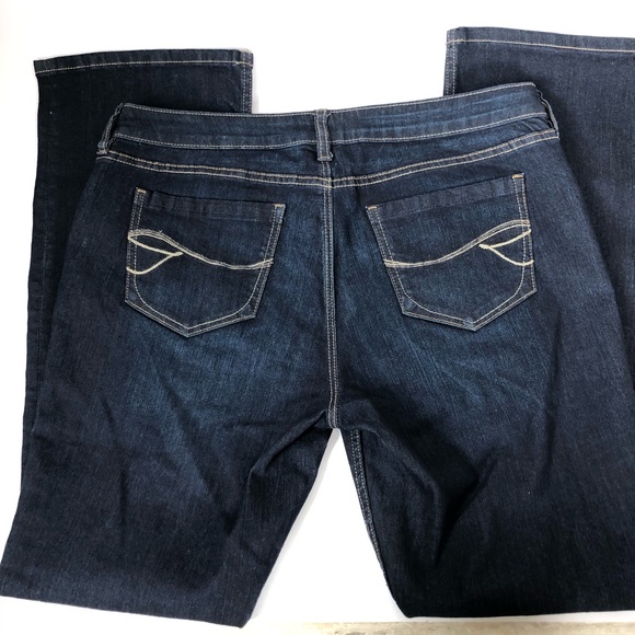 Revolution Barely Cut Jean - Picture 2 of 4